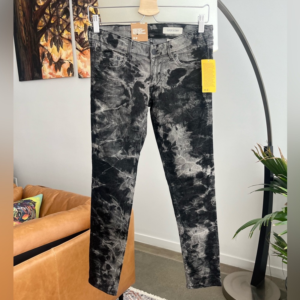 NWT H&M Super Skinny Super Low Waist Jeans